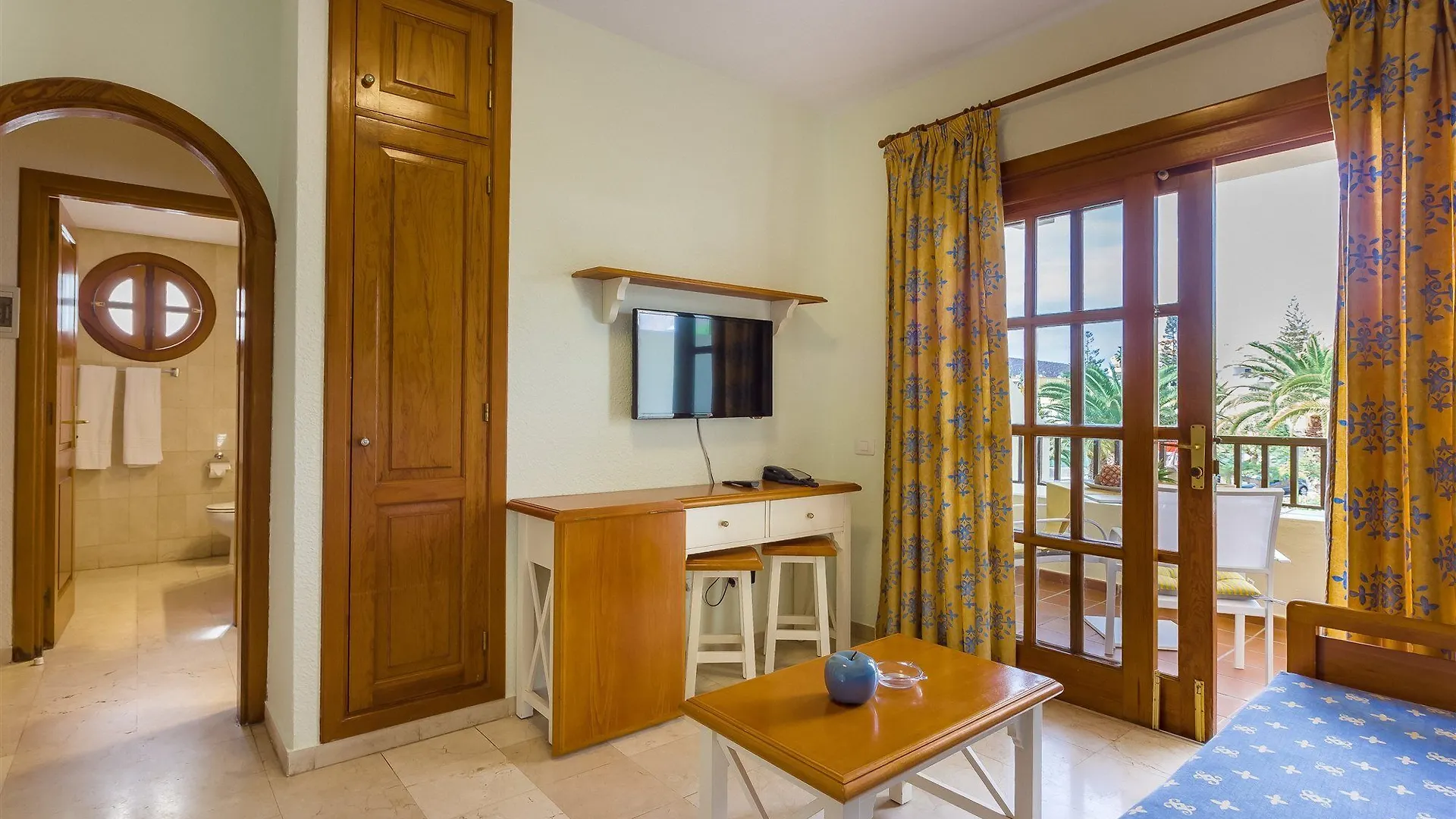 Klayman Olivina Aparthotel Los Cristianos  3*, Los Cristianos (Tenerife)